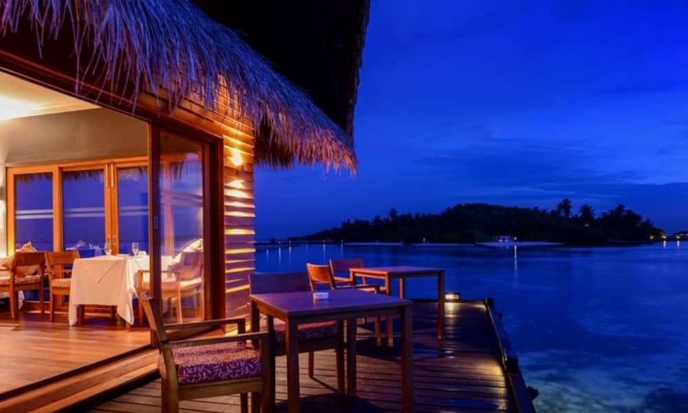 Adaaran Select Huduran Fushi