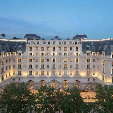 The Peninsula, Paris