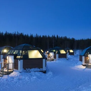 Arctic Snow Hotel & Glass Igloos