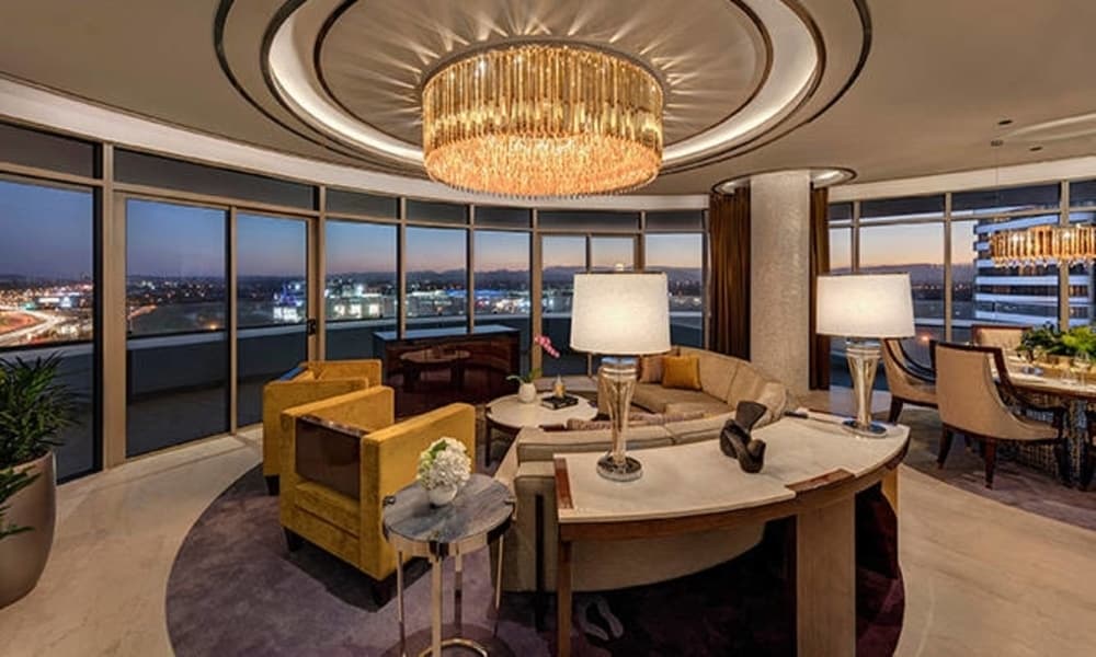 The Darling at the Star