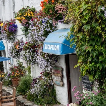 Port Gaverne Hotel